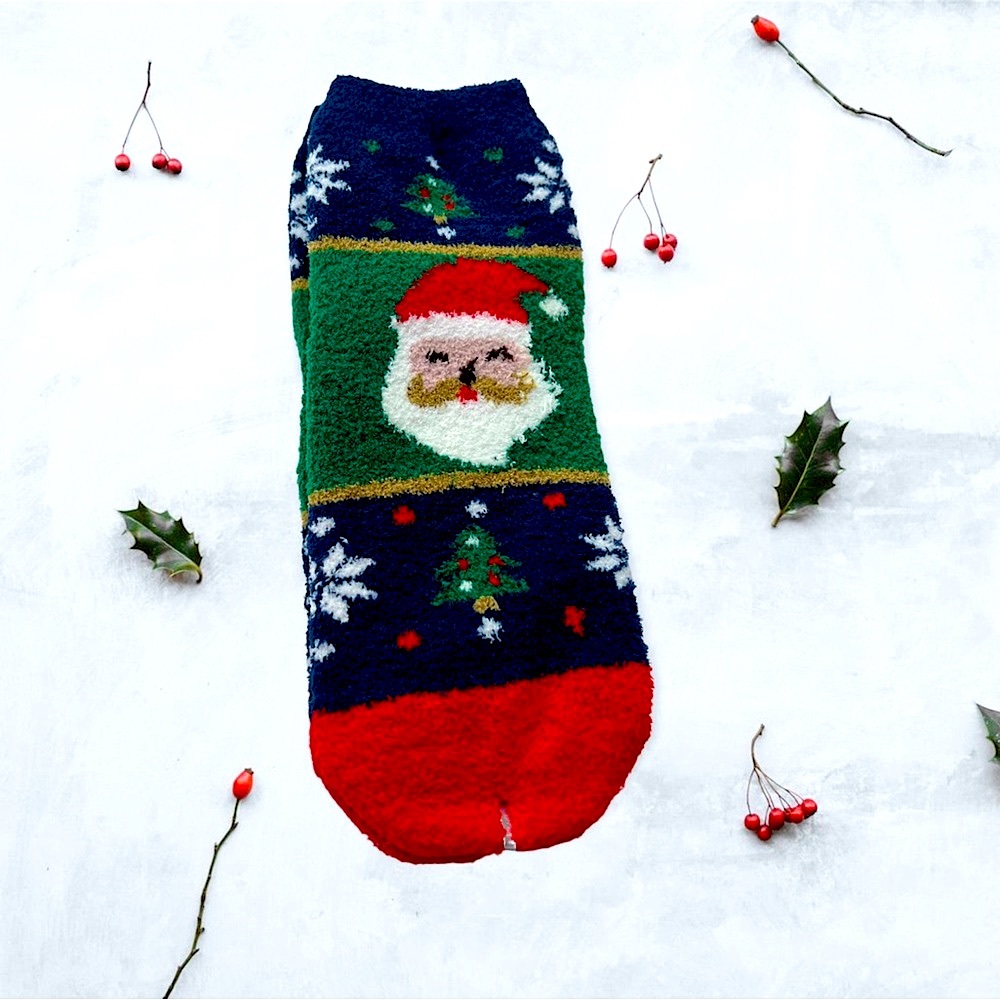 Santa Plush Comfy Warm Toasty Fuzzy Christmas Socks 1 Pair NEW Stocking Stuffer